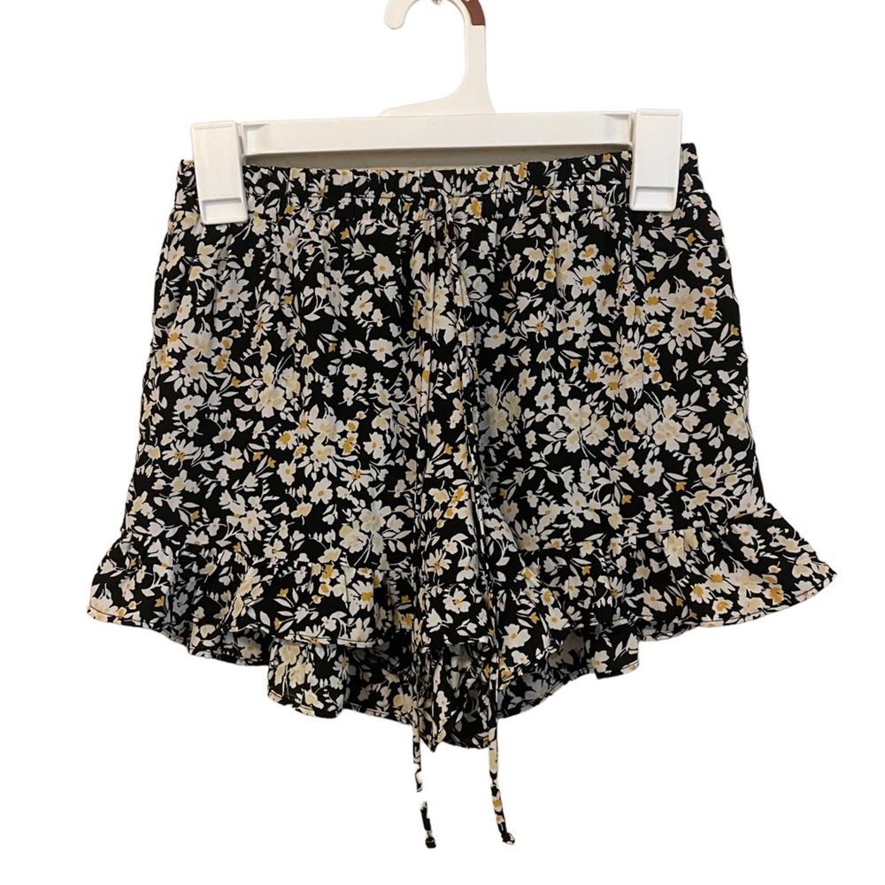 flower shorts